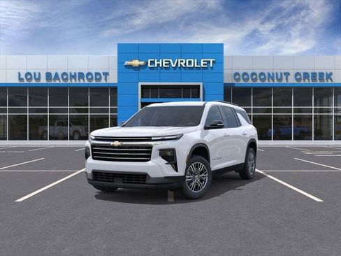 New 2026 Chevrolet Traverse LT image 8