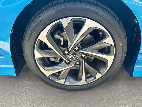 Used 2018 Toyota Corolla iM FWD image 3