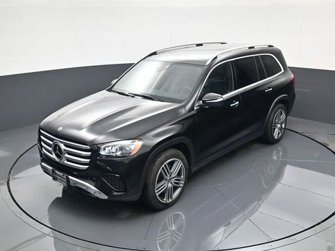 Used 2025 Mercedes-Benz GLS 450 4MATIC image 30
