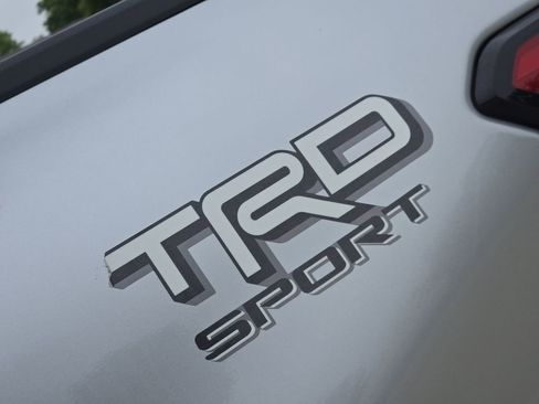 Used 2024 Toyota Tacoma TRD Sport AWD/4WD image 11