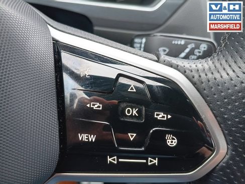 Used 2022 Volkswagen Tiguan SEL R-Line AWD/4WD image 6