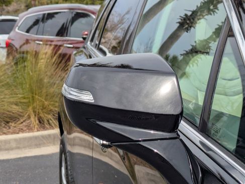 Used 2021 Cadillac XT5 Premium Luxury image 12