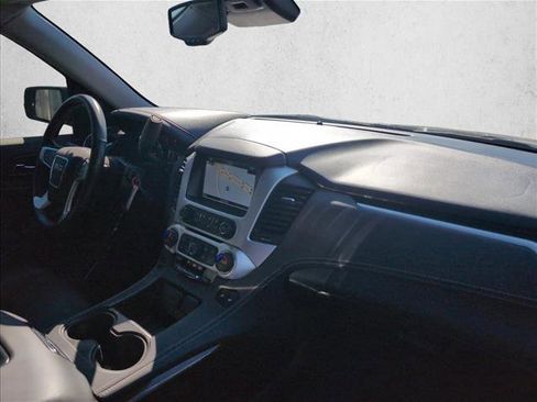 Used 2020 GMC Yukon SLT image 24