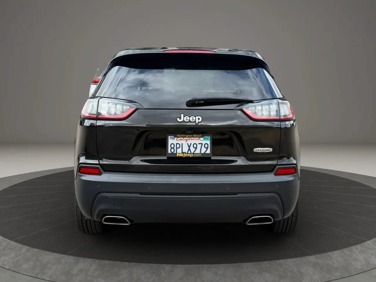 Used 2019 Jeep Cherokee Latitude Plus FWD image 6