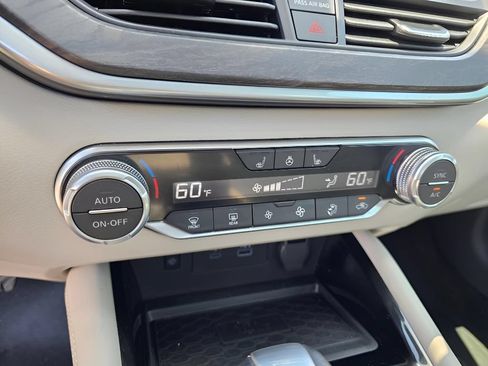 Used 2023 Nissan Altima 2.5 SL AWD/4WD image 20
