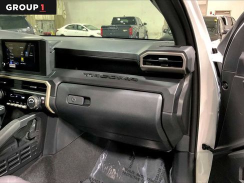 Certified 2025 Toyota Tacoma SR image 15