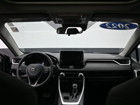 Certified 2022 Toyota RAV4 XLE image 27
