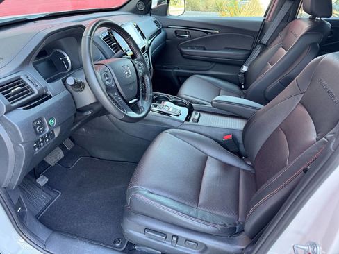 Used 2023 Honda Ridgeline Black Edition image 13
