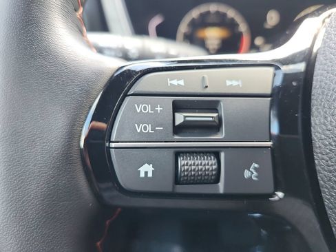 Certified 2025 Honda Pilot TrailSport image 28