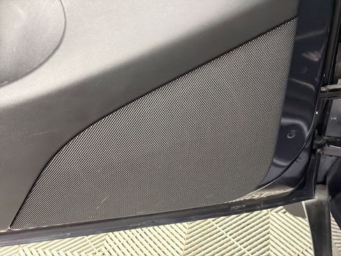 Used 2021 Tesla Model Y Performance AWD/4WD image 22