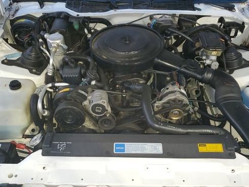 Used 1991 Pontiac Firebird Coupe RWD image 10