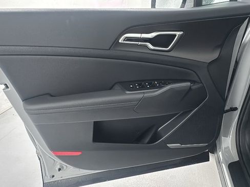 New 2026 Kia Sportage EX image 19