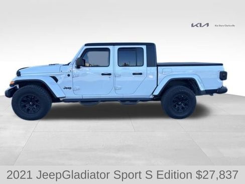Used 2021 Jeep Gladiator Sport image 5