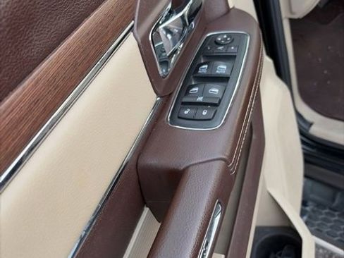 Used 2017 RAM 1500 Laramie w/ Convenience Group image 10