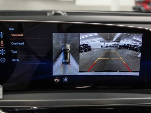 Used 2025 Cadillac Lyriq Sport image 23