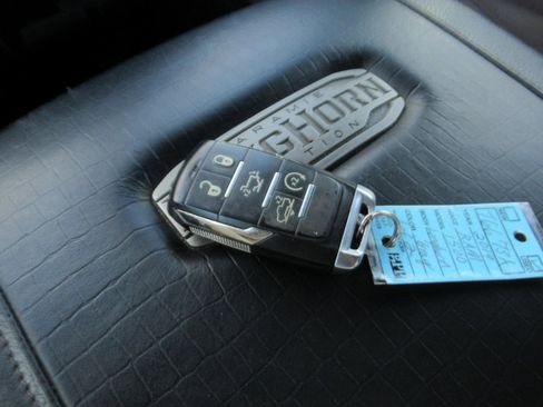 Used 2019 RAM 1500 Limited image 36