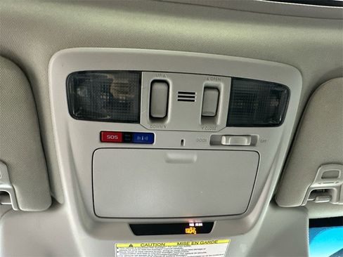 Used 2016 Subaru Outback 2.5i Limited image 26