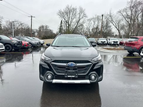 Certified 2025 Subaru Outback Limited image 16