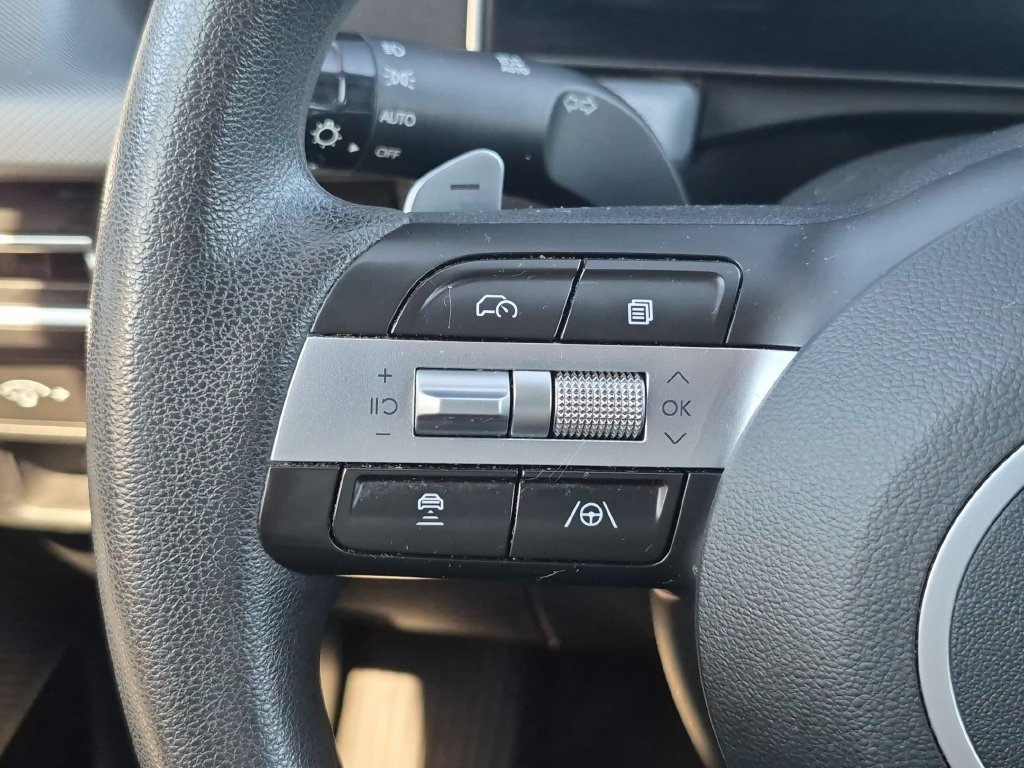 Used 2025 Hyundai Sonata SEL FWD image 21