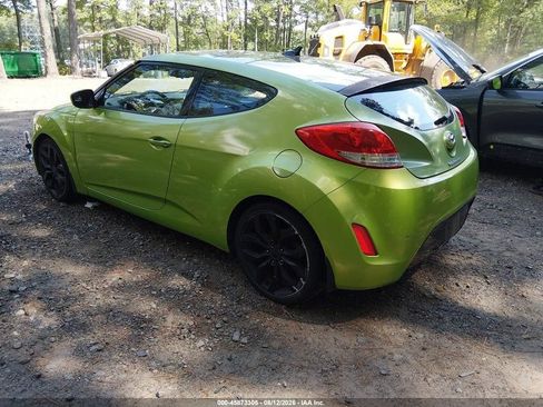 Used 2012 Hyundai Veloster w/ Style Pkg FWD image 3