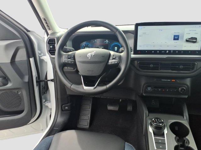 Used 2025 Ford Bronco Sport Outer Banks AWD/4WD image 15