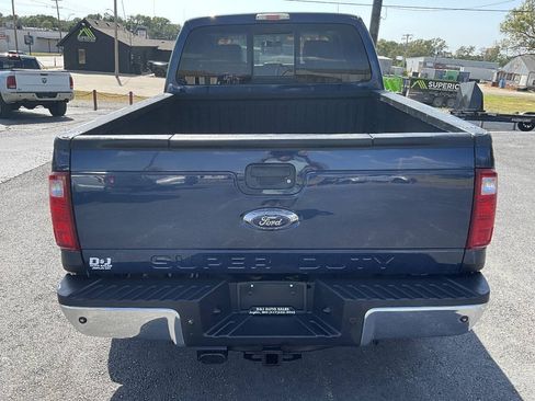 Used 2013 Ford F250 Lariat w/ Lariat Interior Pkg AWD/4WD image 4
