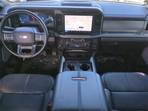 Used 2025 Ford F350 Platinum w/ FX4 Off-Road Package image 17