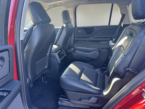 New 2025 Lincoln Aviator Reserve w/ Jet Appearance Package image 10