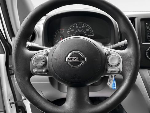 Used 2017 Nissan NV200 SV w/ Back Door Glass Package image 18