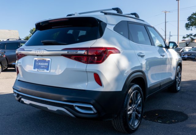 Used 2023 Kia Seltos S w/ Navigation Package AWD/4WD image 6