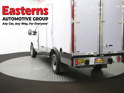 Used 2023 Ford E-350 and Econoline 350 Super Duty w/ Power Windows & Locks Group RWD image 33