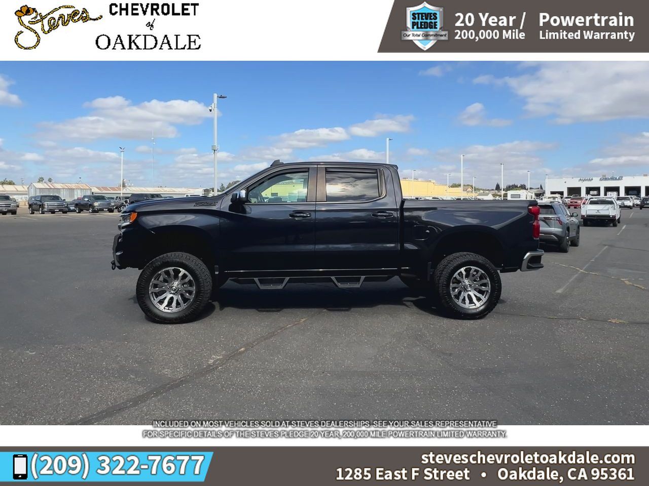 Used 2022 Chevrolet Silverado 1500 LT w/ Z71 Off-Road Package AWD/4WD image 7