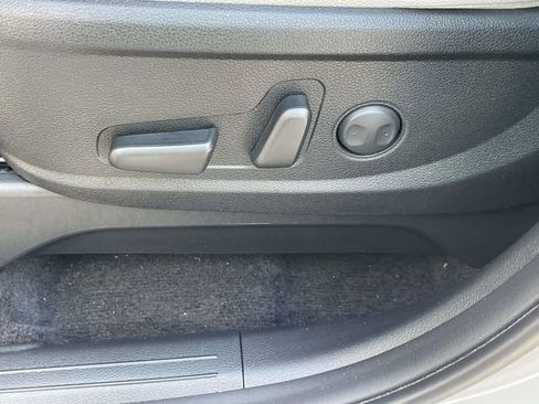 Used 2022 Hyundai Palisade SEL w/ Premium Package image 15