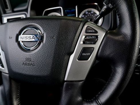 Used 2019 Nissan Titan SV w/ SV Convenience Package AWD/4WD image 39