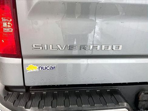 Used 2023 Chevrolet Silverado 1500 LT AWD/4WD image 27