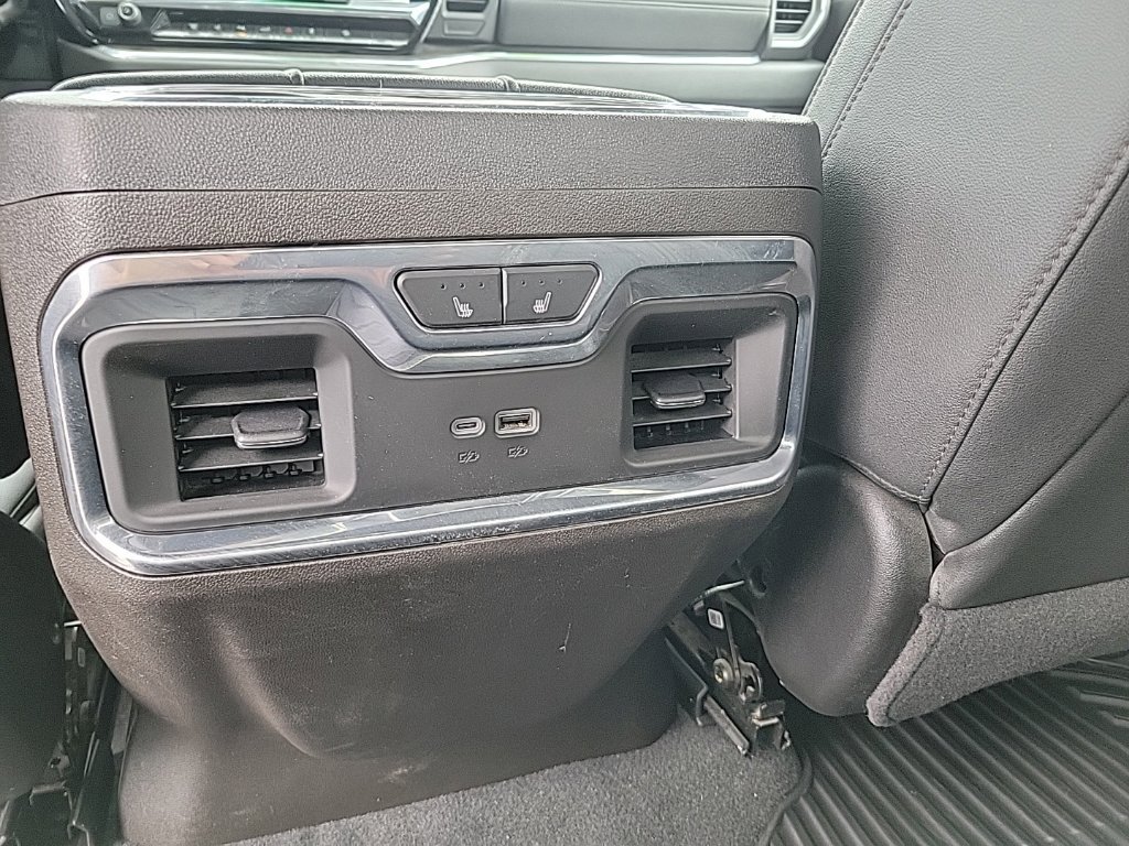 Used 2025 Chevrolet Silverado 2500 LTZ w/ LTZ Convenience Package AWD/4WD image 10