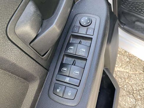Used 2022 RAM 2500 Tradesman RWD image 15