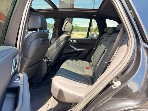 Used 2022 BMW X5 M50i AWD/4WD image 13