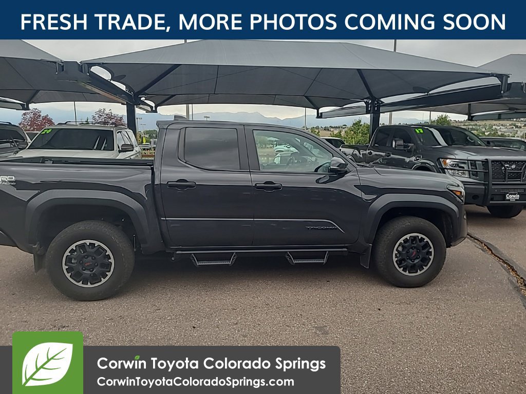 Used 2024 Toyota Tacoma TRD Off-Road w/ TRD Off Road Premium Package AWD/4WD image 9