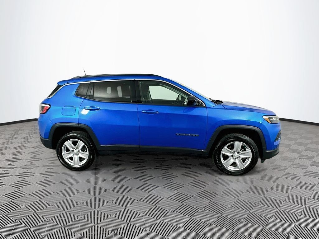 Certified 2022 Jeep Compass Latitude w/ Convenience Group AWD/4WD image 14