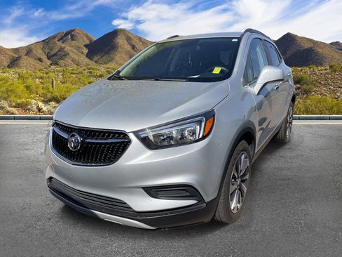 Used 2022 Buick Encore Preferred w/ Safety Package FWD image 2