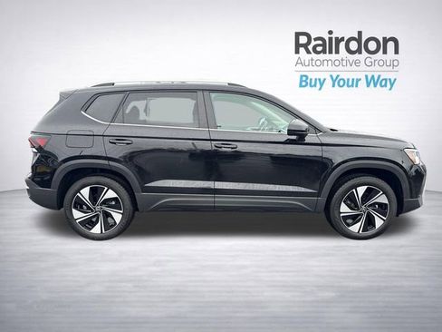 New 2026 Volkswagen Taos SE AWD/4WD image 9
