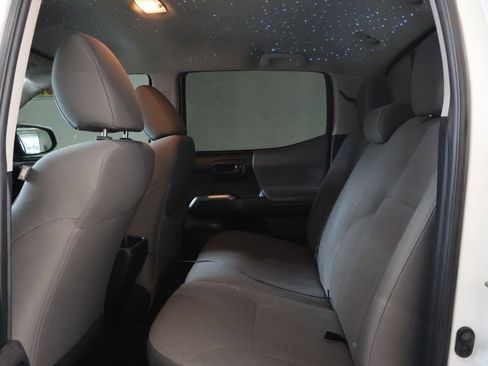 Used 2017 Toyota Tacoma SR5 w/ Tow Package image 14