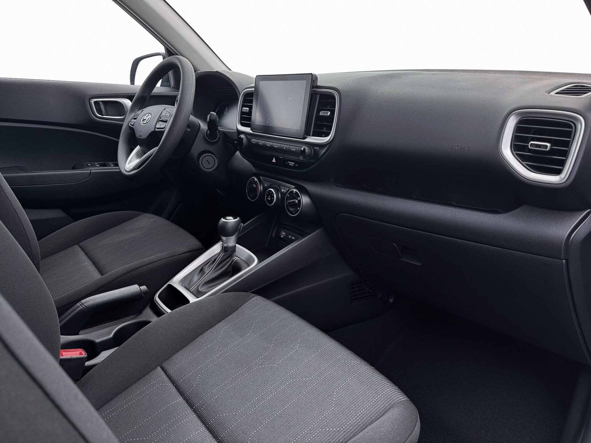 New 2026 Hyundai Venue SE FWD image 15