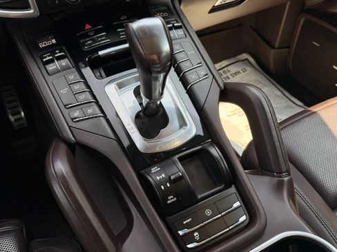 Used 2016 Porsche Cayenne S w/ Premium Package AWD/4WD image 14