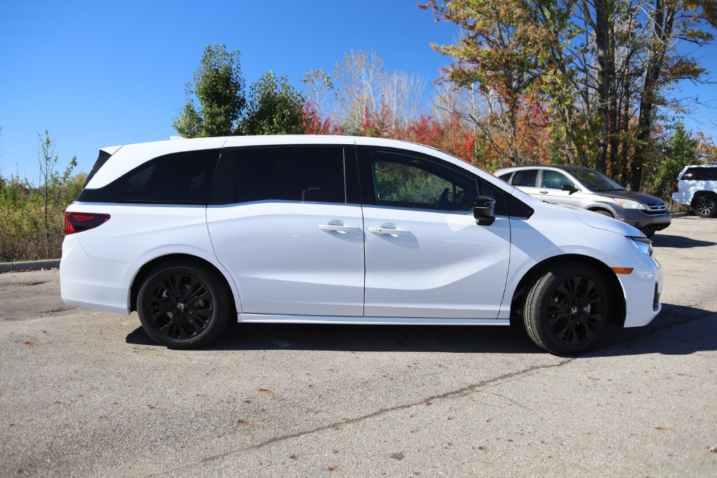 New 2027 Honda Odyssey Sport-L image 7