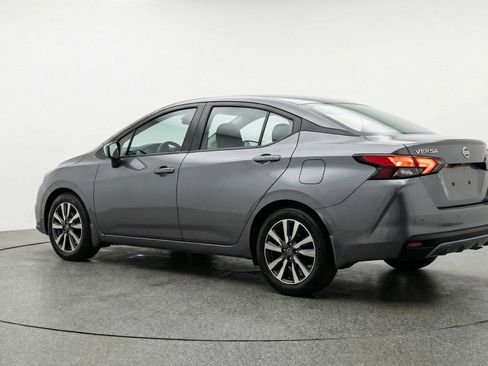 Used 2025 Nissan Versa SV image 6