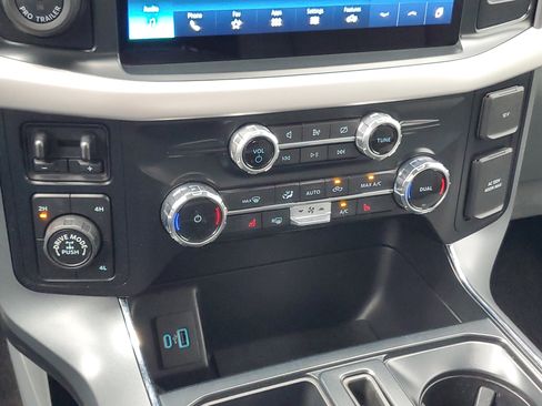 Used 2022 Ford F150 XLT w/ Equipment Group 302A High image 18