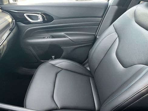 New 2026 Jeep Compass Limited image 12