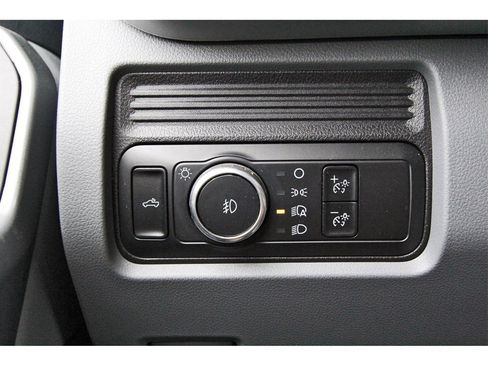 Used 2024 Ford F250 XLT w/ FX4 Off-Road Package image 18